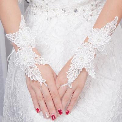 China Wrist Length Wedding Hand Mittens Lace Up Mittens Wedding Hand Gloves for sale