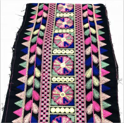 China Viable Heavy Ethnic Style Retro Embroidery Barcode Lace Embroidery Barcode Lace for sale