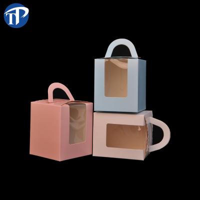 China Recyclable Customized Logo Printing Cake Packaging Box With Handle for sale