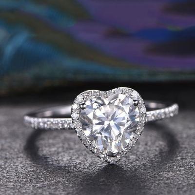 China Romantic Fashion Love Ring Valentine's Day Gift Zircon Micro Set Heart Ring for sale