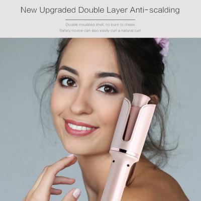 Cina bigodino di capelli automatico del visualizzatore digitale di 55W ptc Heater Hair Curling Iron Led in vendita