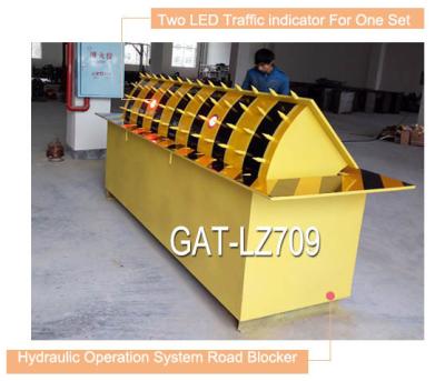 China Roter geführter Ampel-automatisch hydraulischer Straßen-Blocker mit steigendem Fahrzeug-Blocker zu verkaufen