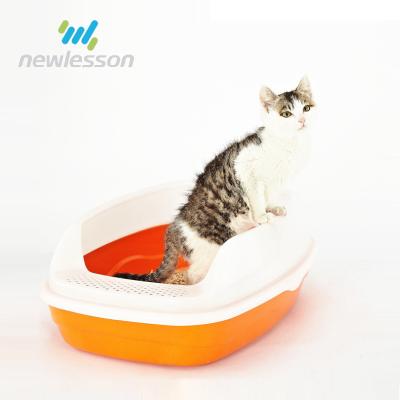 China Sustainable PP Plastic Cat Litter Box Pet Care Product With Large Space for sale