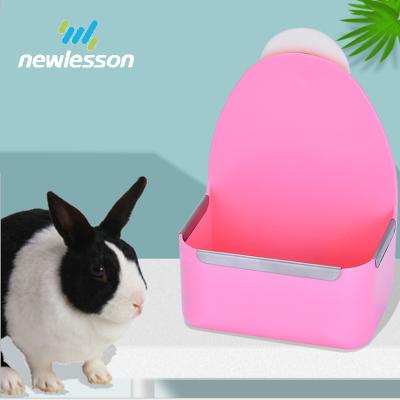 China New Item Sustainable Rabbit Grass Bowl Plastic Rabbit Feeder With Best Price for sale