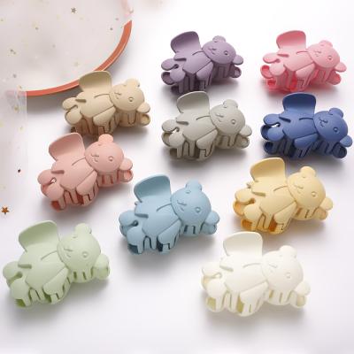 China Small hair factory fashion mini claw clips wholesale girls hair claw cuts winter cat hair claw clip for sale