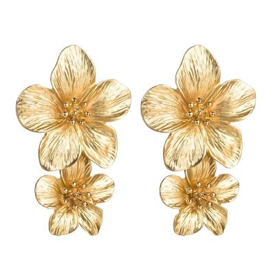 China Fashion earrings for women flower earring for women 2021 hot fashion jewelry for sale