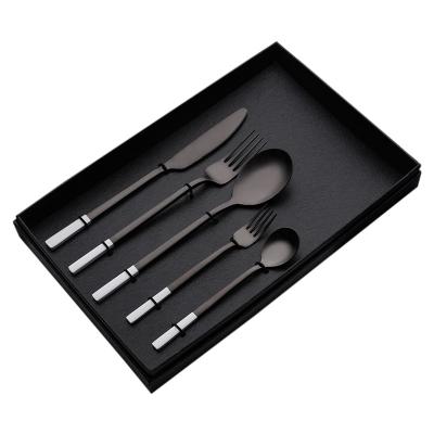 China Sustainable EVD Good Quality Flatware Holder Gold Stainless Steel Cutlery Set With Gift Box for sale