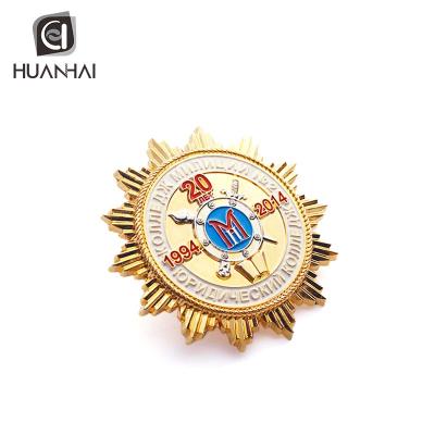 China Custom Metal Enamel Logo Metal Europe Gold Russian Military Lapel Pin Badge With Screw And Nut for sale