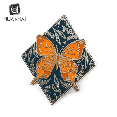 China Lovely Europe Butterfly Metal Pin Badges Shiny Nickel Plated Cute Animals Custom Hard Enamel for sale