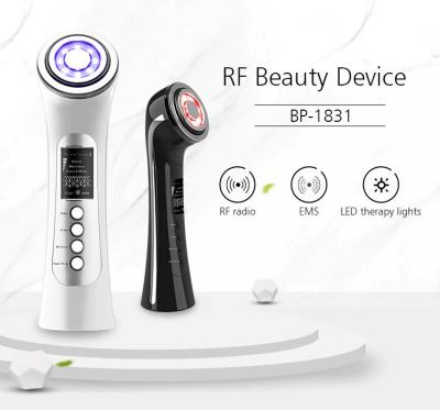 China 2020 Anti-Puffiness RF EMS Photon Home Wrinkle Remove Massager Facial Lift Slimming Beauty Instrument for sale