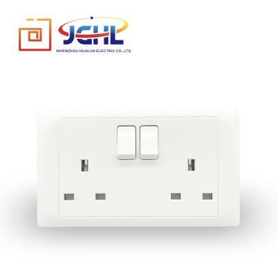 China NEW AFRIC STYLE Industrial DOUBLE PC UK 13A WALL SOCKET WITH SWITCH for sale