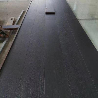 China Traditional Dark Black White Color Oak Parquet Engineered Plywood Wood Flooring Smoked for sale