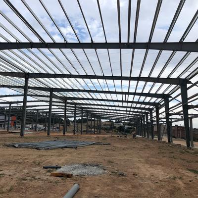 China Edifícios industriais pré-fabricados de aço, Hangar de edifícios modulares de aço com guindaste à venda