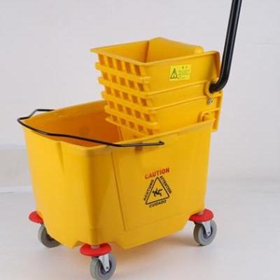 China Factory Price Customized Viable Cheap Popular Side Press Mop Buckets Wringer 36L Buckets (Kentucky Broom Buckets) for sale