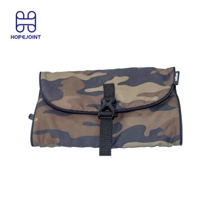 China Portable Woodland Popular Camouflage Fashion Organizer /travel Wash Cosmetic Bag Make Up Bag for sale