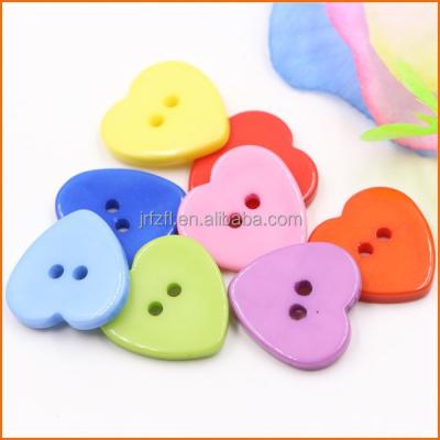 China Wholesale Plastic Dry Cleaning Heart Shape Button Down Shirts for sale