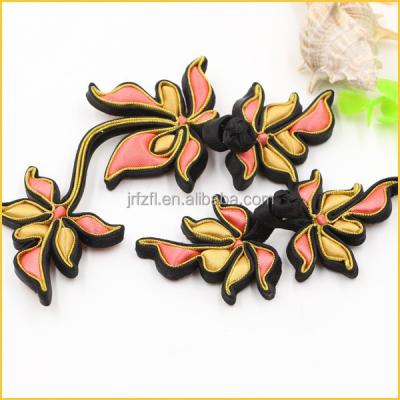 China Dry cleaning buttons Chinese style Phoenix Chrysanthemum Phoenix Chrysanthemum Tang costume cheongsam ethnic long-tailed antique coat for sale