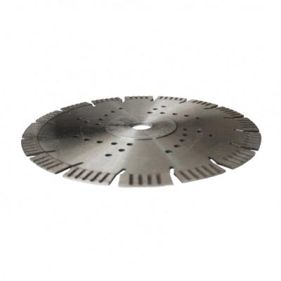 China Segment Sintered Diamond Saw Blades Dry Cutting Cold Press 4