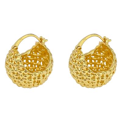 China Fashion Personality Hollow Woven Basket Ball French Pendant Vintage Gold Plated 18k Yellow Gold Earrings Women's Jewelry for sale