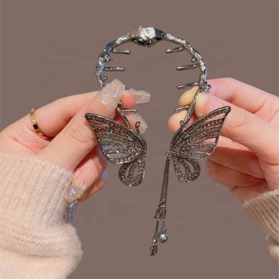 China Girl Hair Decoration Rhinestone Hair Clips Metal Hair Bows Clips With Beads Ponytail Bow Hair Clips For Women for sale