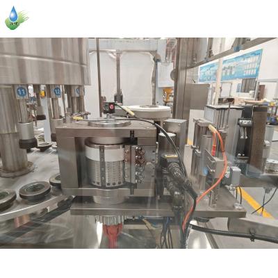 China 2022 Automatic Food Beverage Machinery Round Bottle Hot Melt Glue OPP BOPP Labeling Machine for sale