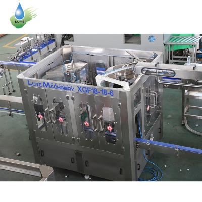 China 2022 Hot Sale Automatic Beverage 3 In 1 Liquid Water Machine Factory Price Aquatic Plant Filling Bottling Capping Business for sale