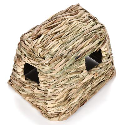 China Hot sale high quality dural stocked hand - woven natural grass house nest for small animal for sale