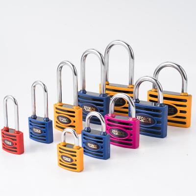 China Cheap Padlock Price Cerradura De Laton Apron Shell Short Beam Safety Lock High Security Durable Hot Sale Products for sale