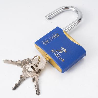 China Fechadura Durable High Quality High Fine Workmanship Padlock New Product Security Iron Vane Keys Wholesale Padlock for sale