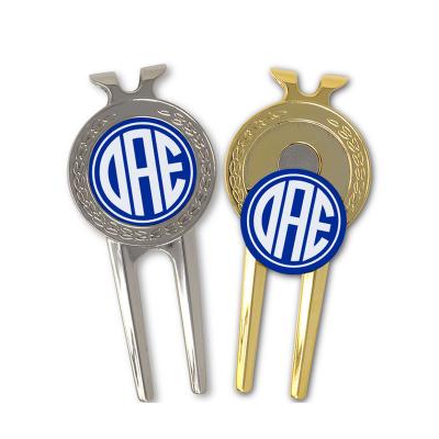 China Custom Golf Accessory Manufacturer Enamel Logo Bulk Metal Golf Digging Repair Soft Tool for sale