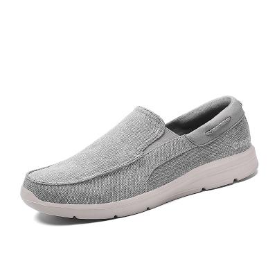 China CUSHIONING Plus-size Custom Ultralight Casual Men Logo Canvas Breathable Slip On Training Shoes For Men for sale