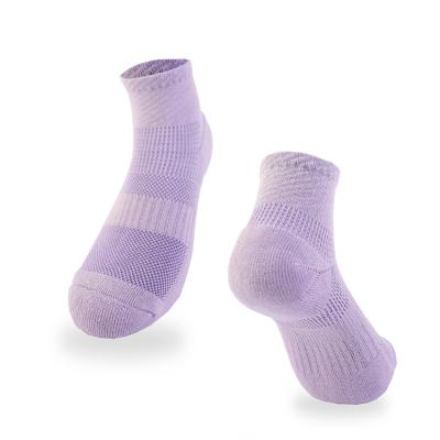 China Unisex Quality Function Breathable Guaranteed Deodorant Fashion Socks Sports Socks Running Top Sale for sale