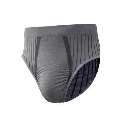 China New Type Low Price Seamless Men's Briefs Sports Briefs Men's Rise Briefs Seamless Mid Price for sale