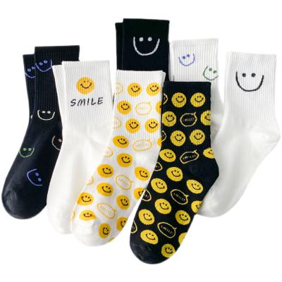 China High Quality QUICK DRY Cute Smiling Face Pattern Sock Mid Calf Length Cotton Outer Wear Teens Girls Socks for sale