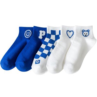 China Blue Smiley Girl Socks Breathable Klein Face Sock Spring Japanese Spring Summer Cotton Socks Girl Blue Smiley Socks for sale