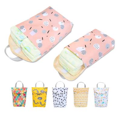 China With USB Diaper Baby Diaper Wet Bags Waterproof Cloth Diaper Bag With Handle Multifunctionaln Diaper Bag for sale