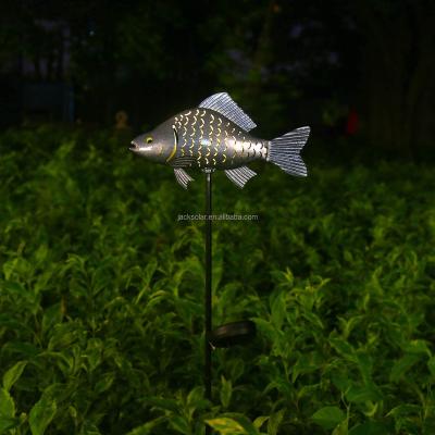 China Solar Yard Garden Lights Metal Fish Decorative Stake for Outdoor Yard Decorations LED Solar Patio Path Lights Warm White for sale