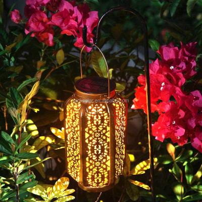 China Garden China Factory Led Retro Garden Lights Bronze Iron Garden Lights Lantern Outdoor Outdoor Solar Light Solar Decoration for sale