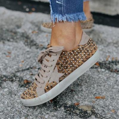 China Fashion Trend Canvas Shoes Casual Women Fashion Trend Light Sneakers for sale