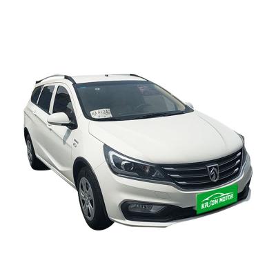 China Baojun 310W 2017 1.5L selling used car online used petrol cars new cars gas gasoline for sale