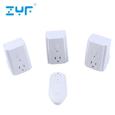 China 80 Feet Range Wireless Electrical Outlet Switch 5A Rated Current For Lamps / Power Strips for sale