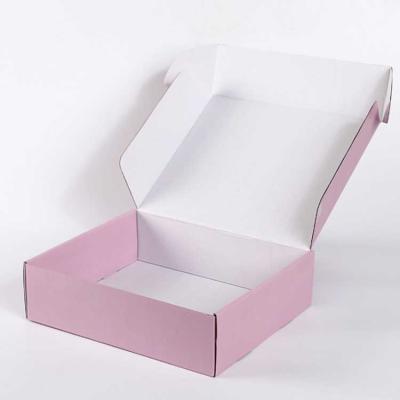 China Handmade Recycled Full Color Printing Pink Material Apparel Shipping Shipping Cheap Paper Box For Apparel Packaging for sale