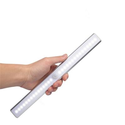 China Modern Top Selling Motion Wireless LED Light Ultra Slim USB Rechargeable LED Cabinet Strips Led Lighting Cabinet For Home for sale