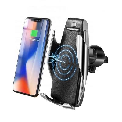 China QI Mobile Wireless Infrared Infrared Sensor Mount Charger Car Phone Holder Stand Charging Holder for IPhone for Samsung for sale