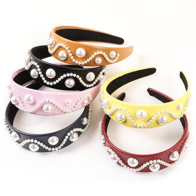 China Custom fashion headband new retro by simple wide brim vintage pearl hair band style for sale