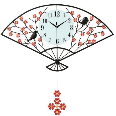 China Home Decoration DOM/Luxury Modern Flower Crystal Craft Clocks Pendulum Quartz Wall Clock OEM Modern Wall Clock for sale