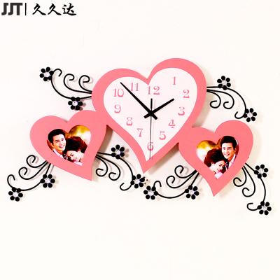 China Antique Style ODM Photo Wall Clock Antique Modern Decorative Reloj De/Modern Frame Metal ODM Wall Clock Peeled for sale