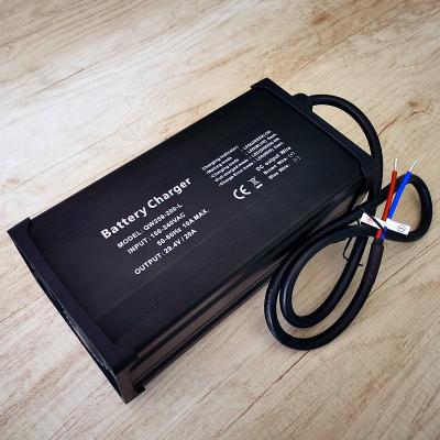 China Li-ion Battery Factory Direct Sale 16.8V 50a 900W Charger For 4S 12V 14.8V Li-ion / Lithium Polymer Battery With PFC for sale