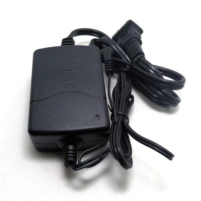 China Battery 2S 7.4V Li-ion / Standard Lithium Polymer Battery Charger (8.4V 1A) for sale