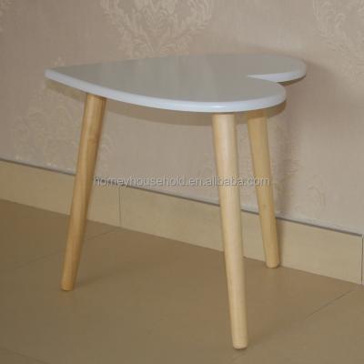 China Compile simple heart-shaped wooden small coffee table for sale